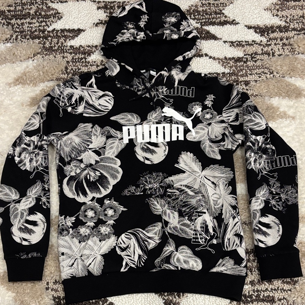 Puma Monochrome Floral Women’s Hoodie